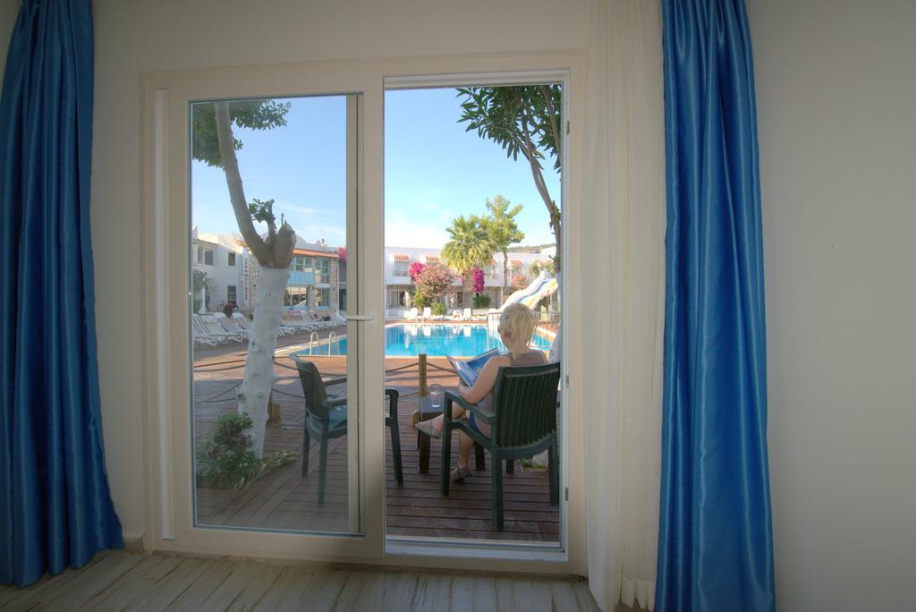 Delfi Hotel Spa & Wellness Center Bodrum Exterior photo